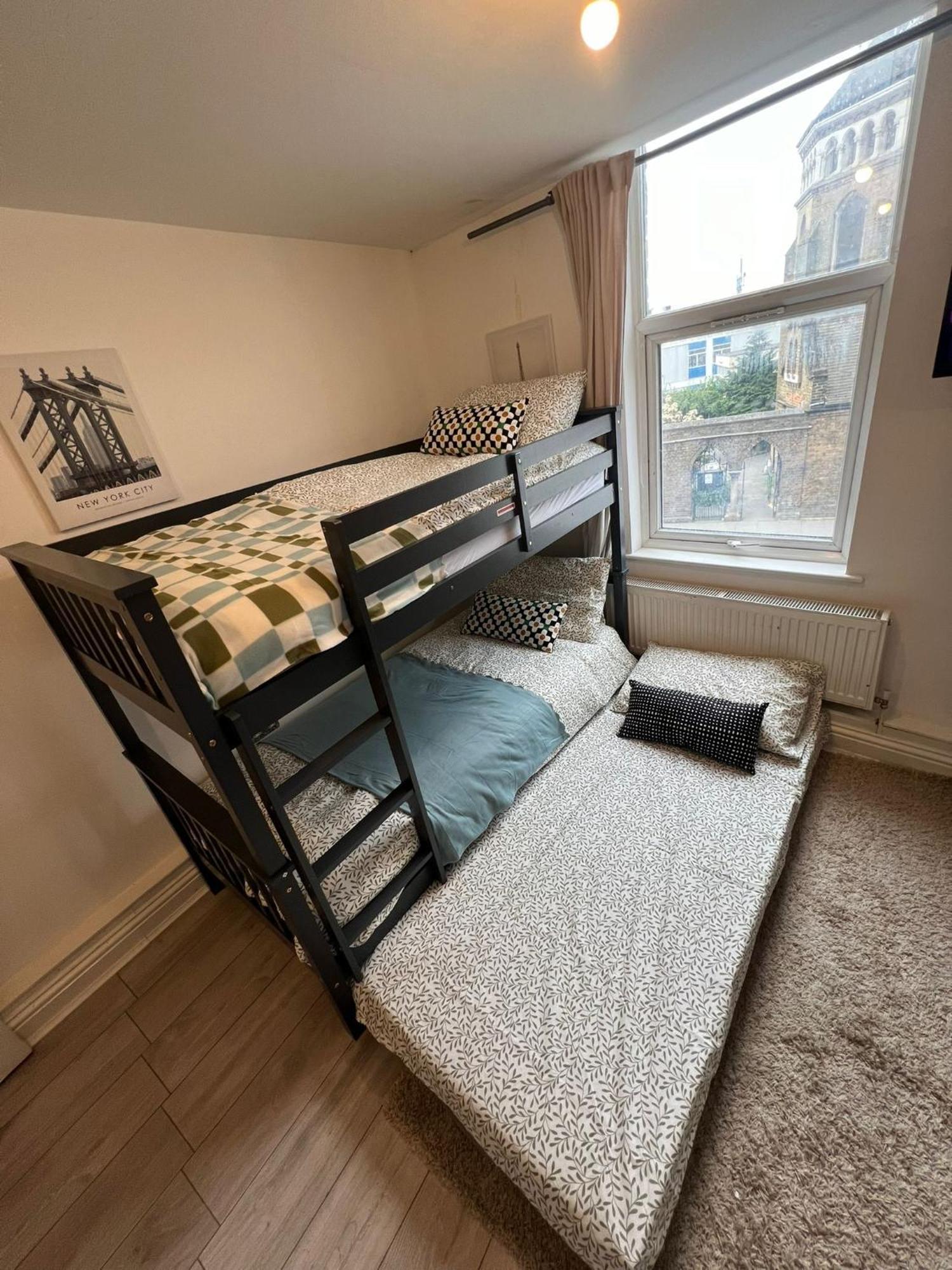 Willesden J Guest Home 4 لندن المظهر الخارجي الصورة